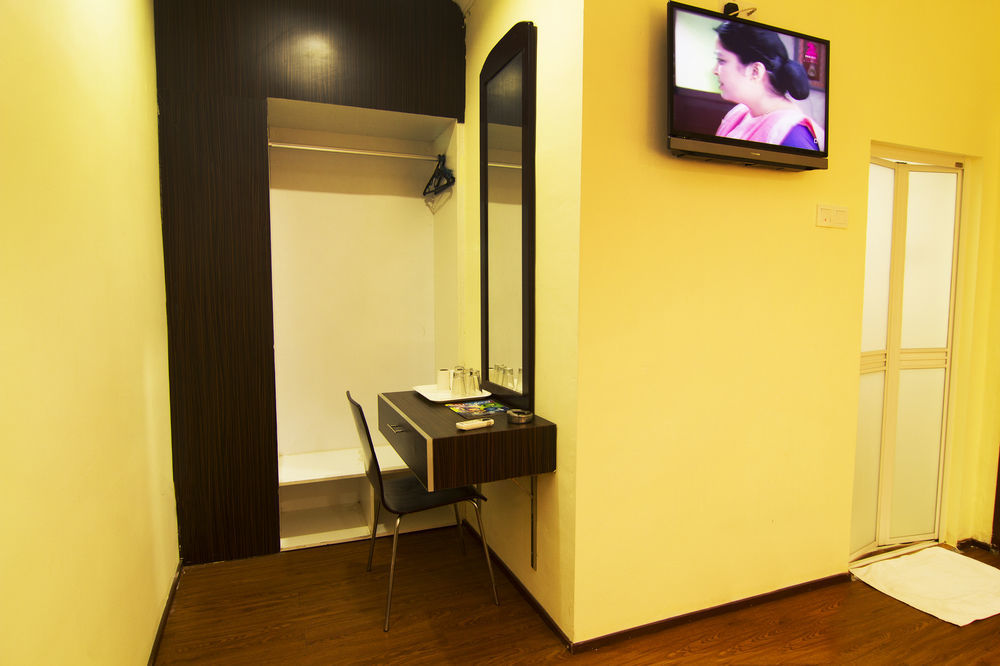 Oyo 327 Buddys Hotel Kuala Lumpur Dış mekan fotoğraf