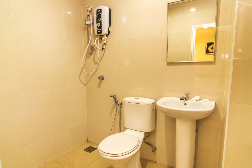 Oyo 327 Buddys Hotel Kuala Lumpur Dış mekan fotoğraf