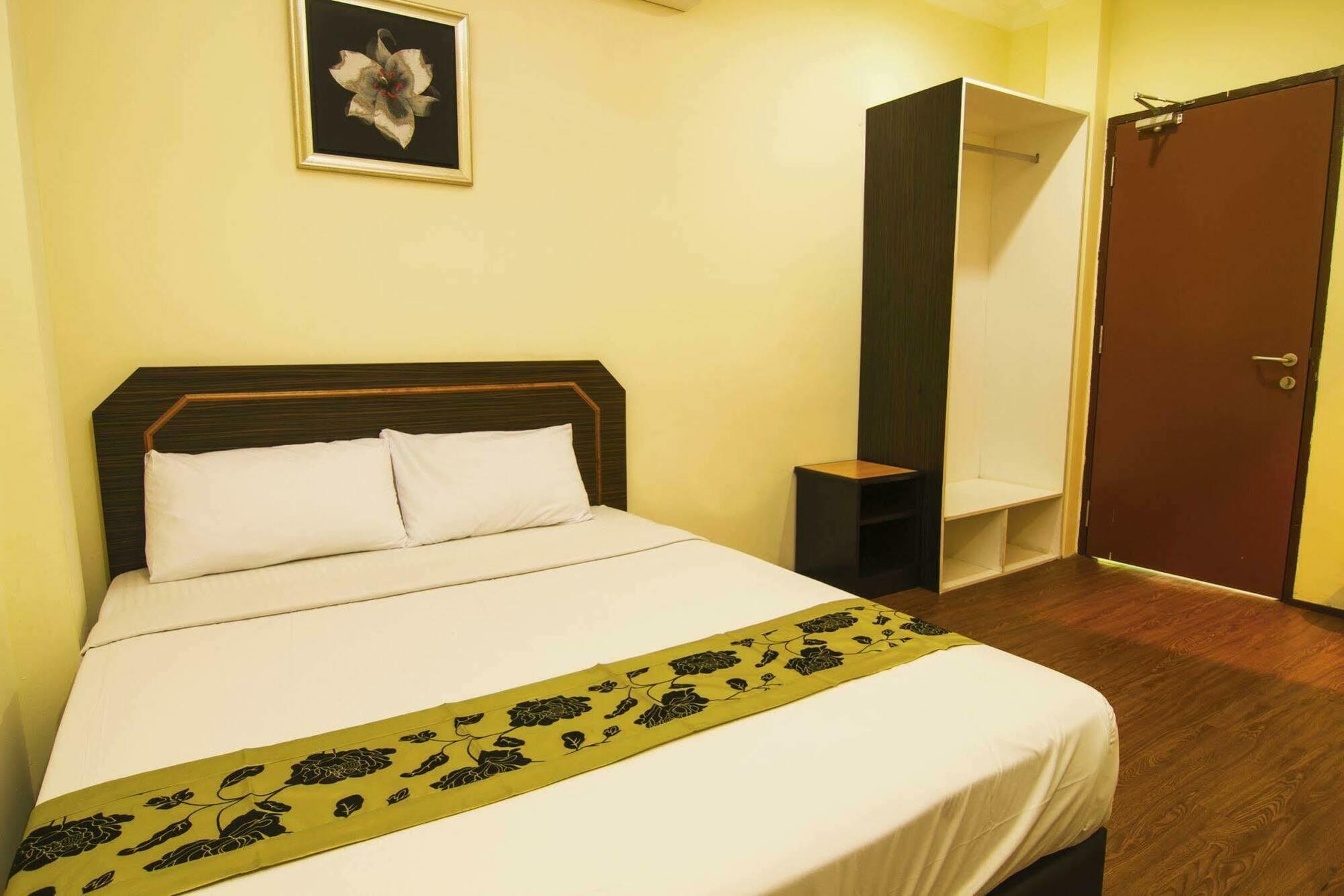 Oyo 327 Buddys Hotel Kuala Lumpur Dış mekan fotoğraf